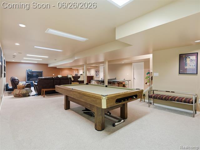 Builiding view forty for 4751 Rolling Ridge, West Bloomfield, MI. 48323