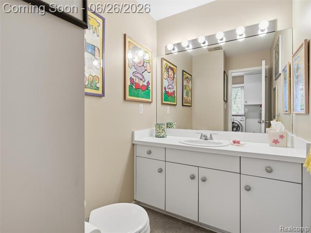 Builiding view seventeen for 4751 Rolling Ridge, West Bloomfield, MI. 48323