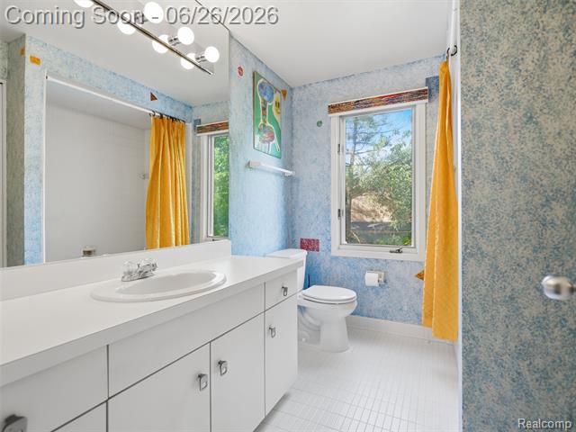 Builiding view twenty nine for 4751 Rolling Ridge, West Bloomfield, MI. 48323