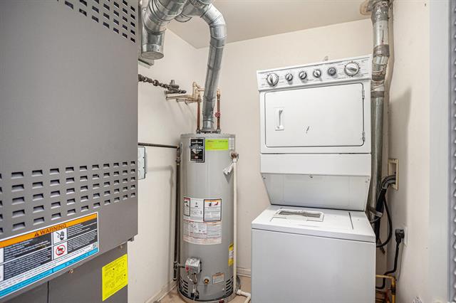 Builiding view fifteen for 3253 Newbury, Troy, MI. 48084