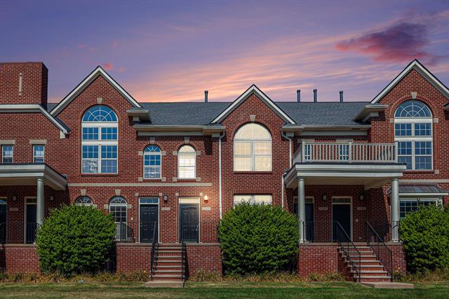 Builiding view two for 3253 Newbury, Troy, MI. 48084