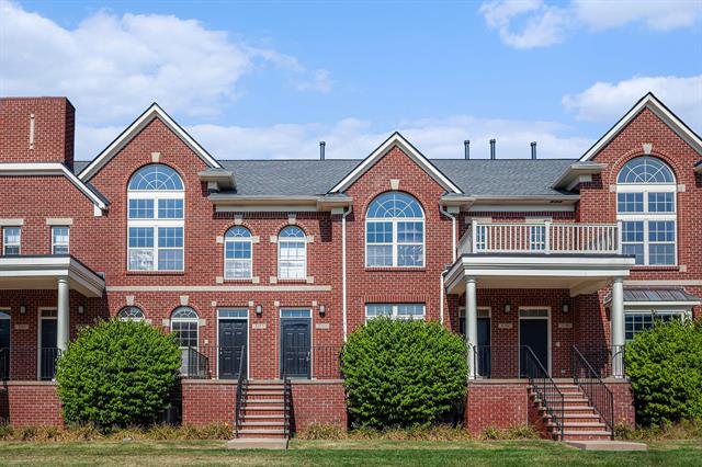 front view for 3253 Newbury Pl, Troy, Mi. 48084