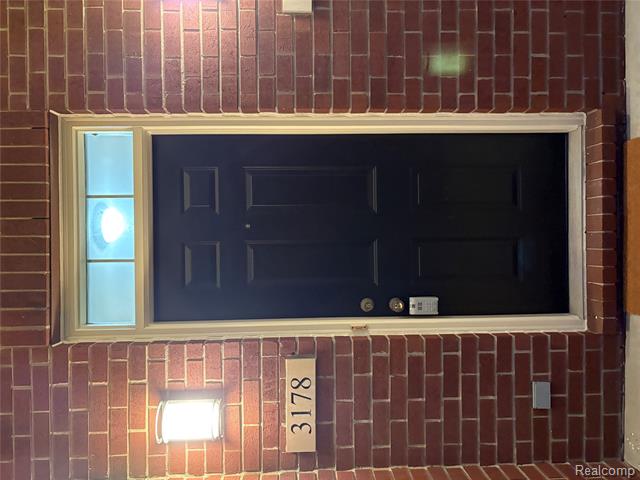 Builiding view five for 3178 Camden, Troy, MI. 48084