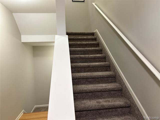 Builiding view seven for 3178 Camden, Troy, MI. 48084