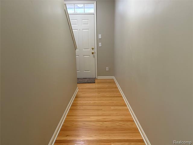 Builiding view six for 3178 Camden, Troy, MI. 48084