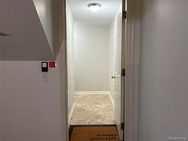 Builiding view thirty five for 3178 Camden, Troy, MI. 48084