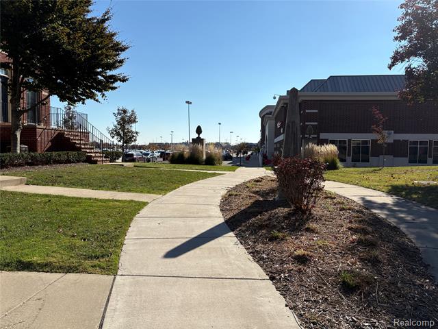 Builiding view thirty seven for 3178 Camden, Troy, MI. 48084