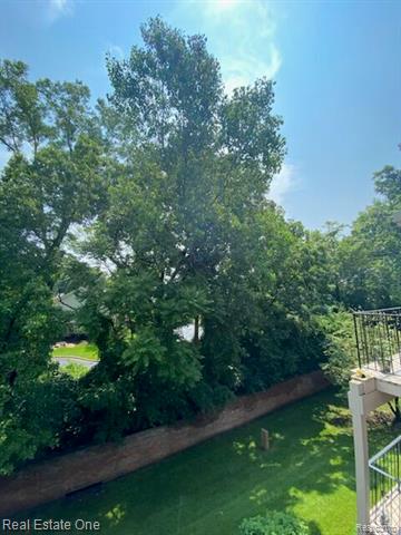 Builiding view three for 6463 Maple Hills, Bloomfield Hills, MI. 48301