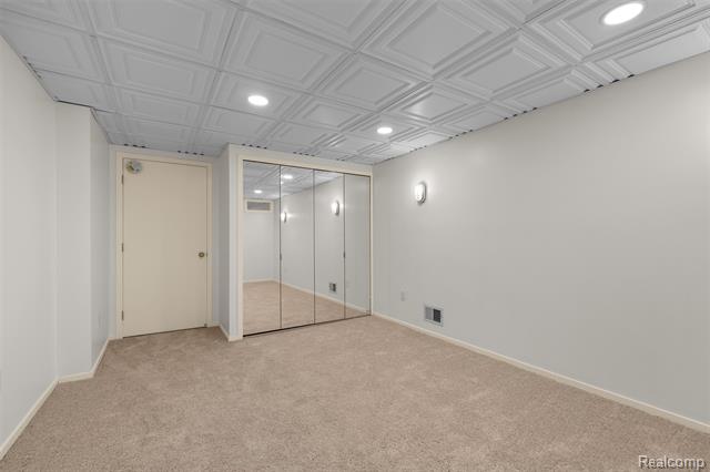 Builiding view twenty eight for 6471 Maple Hills, Bloomfield Hills, MI. 48301