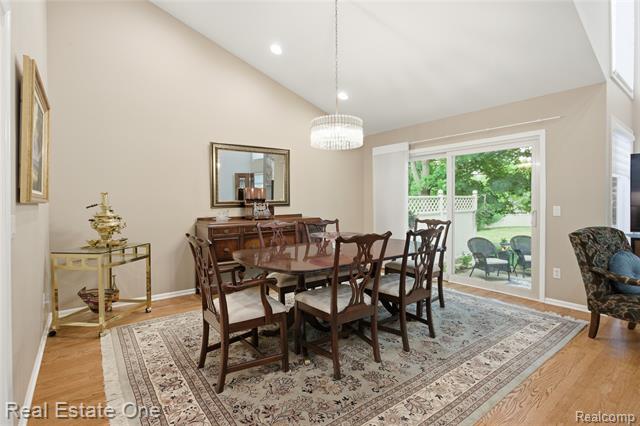 Builiding view eleven for 6011 Simsbury, West Bloomfield, MI. 48322
