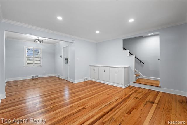 Builiding view four for 1724 Graefield Unit 45, Birmingham, MI. 48009