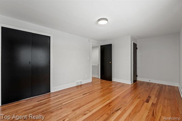 Builiding view fourteen for 1724 Graefield Unit 45, Birmingham, MI. 48009