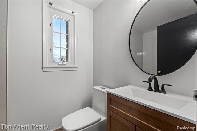 Builiding view nine for 1724 Graefield Unit 45, Birmingham, MI. 48009