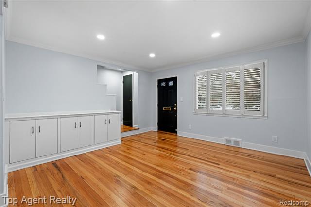 Builiding view three for 1724 Graefield Unit 45, Birmingham, MI. 48009