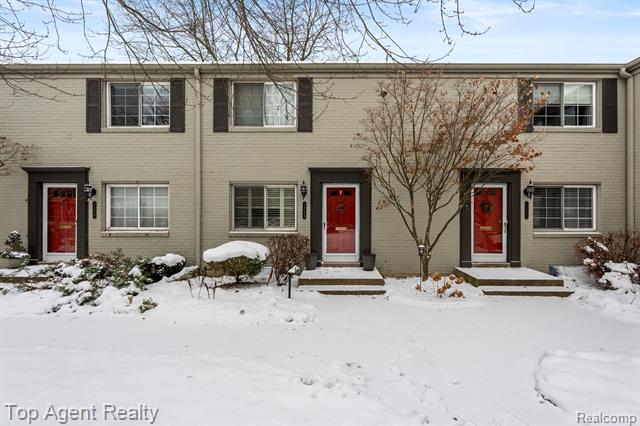 front view for 1724 Graefield Rd Unit 45, Birmingham, Mi. 48009