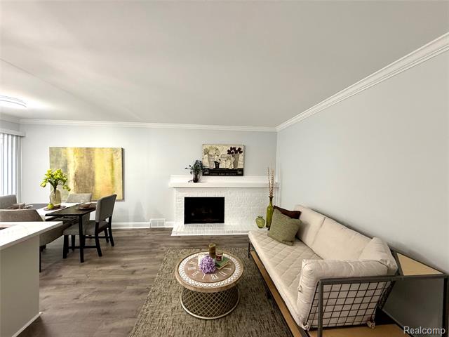 Builiding view eight for 2028 Wickham, Royal Oak, MI. 48073