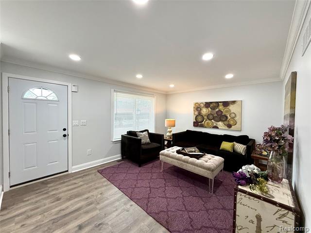 Builiding view one for 2028 Wickham, Royal Oak, MI. 48073