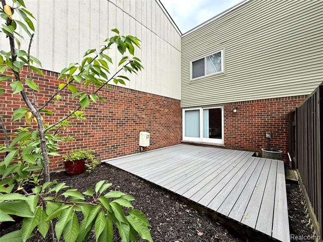 Builiding view thirty eight for 2028 Wickham, Royal Oak, MI. 48073