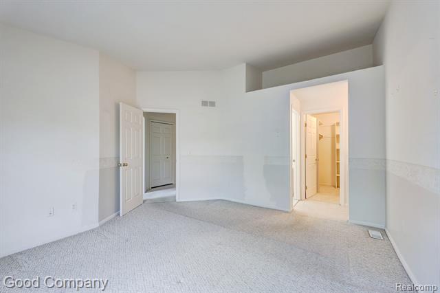 Builiding view fourteen for 7354 Birkshire, West Bloomfield, MI. 48322