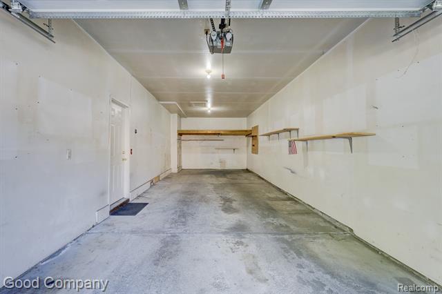 Builiding view twenty six for 7354 Birkshire, West Bloomfield, MI. 48322