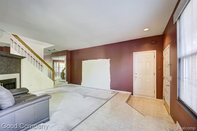Builiding view two for 7354 Birkshire, West Bloomfield, MI. 48322