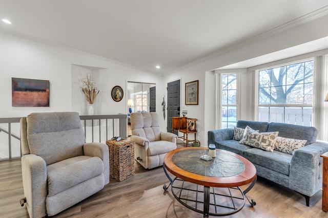 Builiding view eight for 7156 Sturnbridge, West Bloomfield, MI. 48322