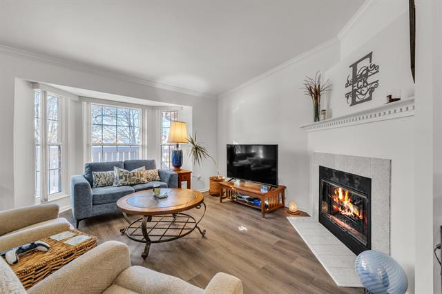 Builiding view nine for 7156 Sturnbridge, West Bloomfield, MI. 48322