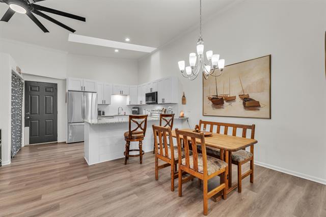 Builiding view twelve for 7156 Sturnbridge, West Bloomfield, MI. 48322