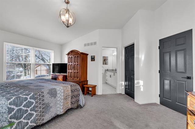 Builiding view twenty five for 7156 Sturnbridge, West Bloomfield, MI. 48322