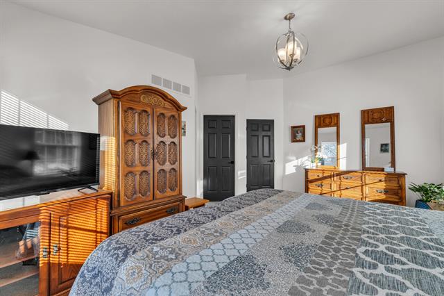 Builiding view twenty six for 7156 Sturnbridge, West Bloomfield, MI. 48322