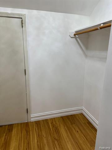 Builiding view thirty three for 7490 Brynmawr, West Bloomfield, MI. 48322