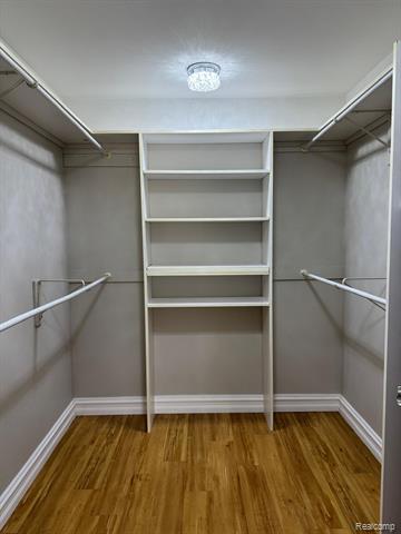 Builiding view twenty seven for 7490 Brynmawr, West Bloomfield, MI. 48322