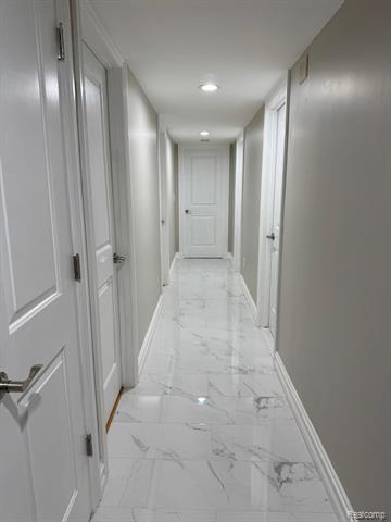 Builiding view twenty three for 7490 Brynmawr, West Bloomfield, MI. 48322