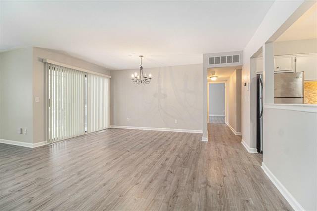 Builiding view ten for 7408 Vassar, West Bloomfield, MI. 48322