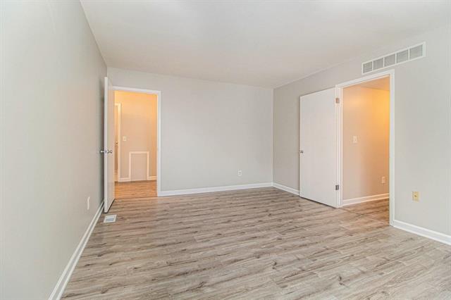 Builiding view twenty three for 7408 Vassar, West Bloomfield, MI. 48322