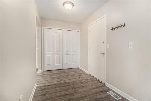 Builiding view two for 7408 Vassar, West Bloomfield, MI. 48322
