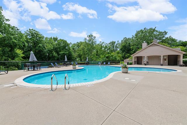 Builiding view forty three for 7256 Green Farm, West Bloomfield, MI. 48322