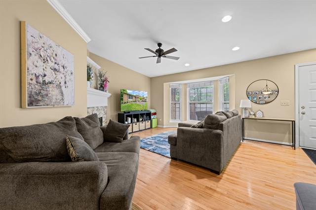 Builiding view fourteen for 7256 Green Farm, West Bloomfield, MI. 48322