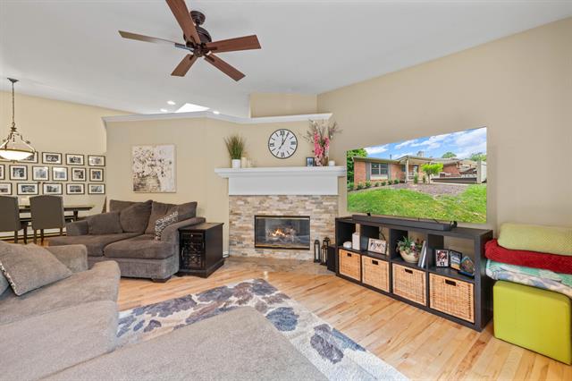 Builiding view twelve for 7256 Green Farm, West Bloomfield, MI. 48322