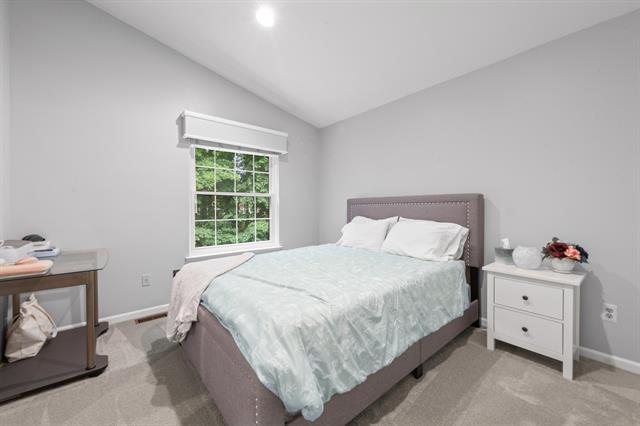 Builiding view twenty four for 7256 Green Farm, West Bloomfield, MI. 48322