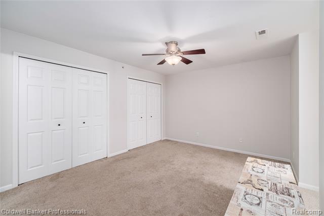 Builiding view twenty for 2104 Trailway, Walled Lake, MI. 48390