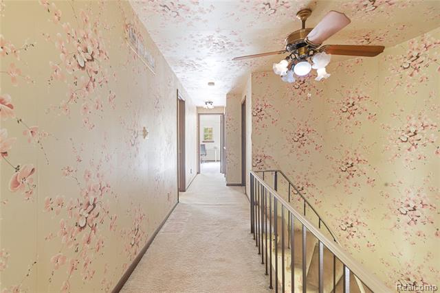 Builiding view eighteen for 6906 Pebblecreek Woods, West Bloomfield, MI. 48322