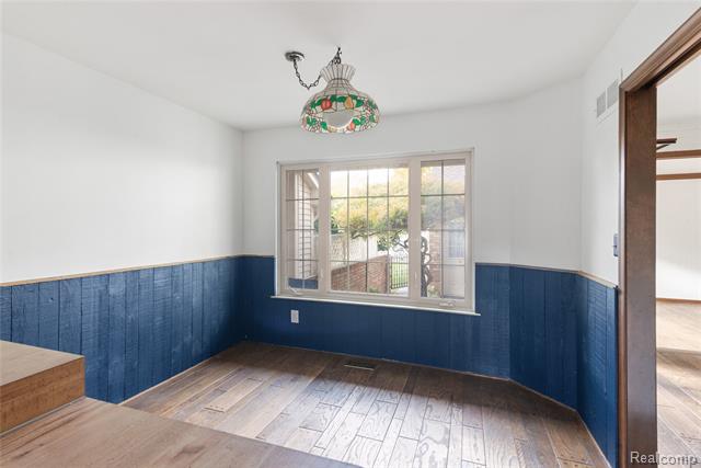 Builiding view nine for 6906 Pebblecreek Woods, West Bloomfield, MI. 48322