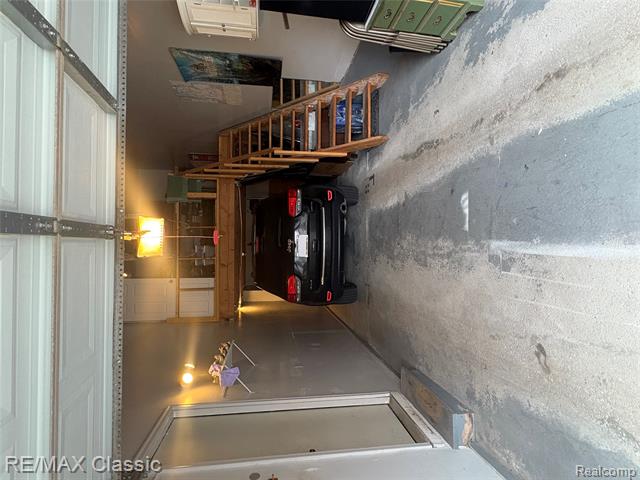 Builiding view forty four for 29424 Regents Pointe, Farmington, MI. 48331