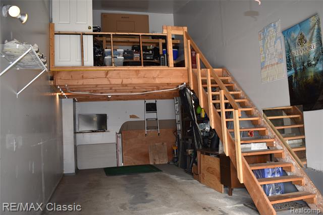 Builiding view forty three for 29424 Regents Pointe, Farmington, MI. 48331