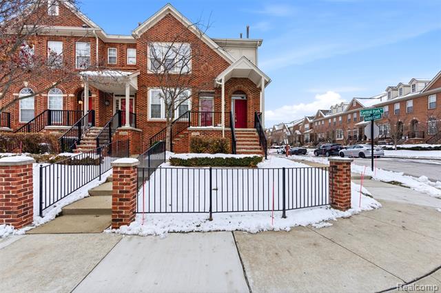 Builiding view one for 20336 Rodeo, Southfield, MI. 48075