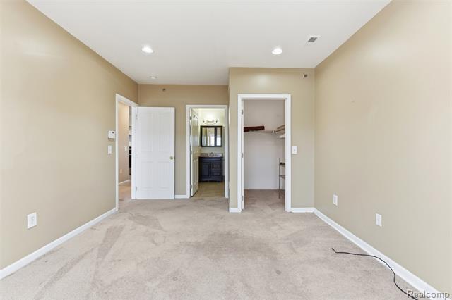 Builiding view ten for 20336 Rodeo, Southfield, MI. 48075