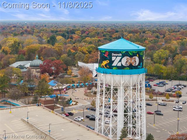 Builiding view three for 175 W Kenilworth, Royal Oak, MI. 48067