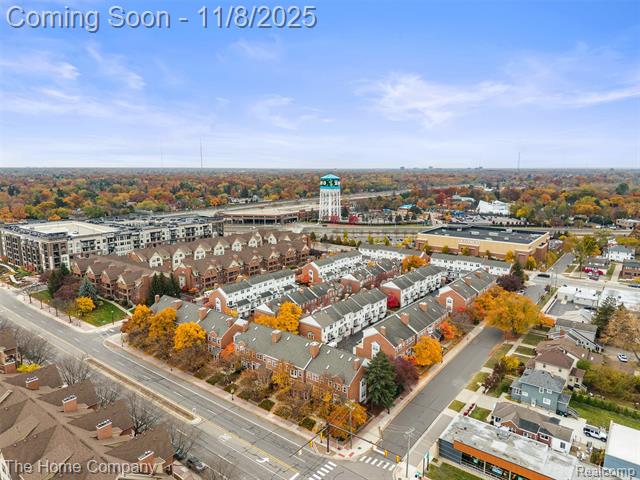 Builiding view twenty nine for 175 W Kenilworth, Royal Oak, MI. 48067