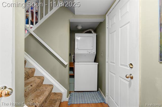 Builiding view twenty six for 175 W Kenilworth, Royal Oak, MI. 48067